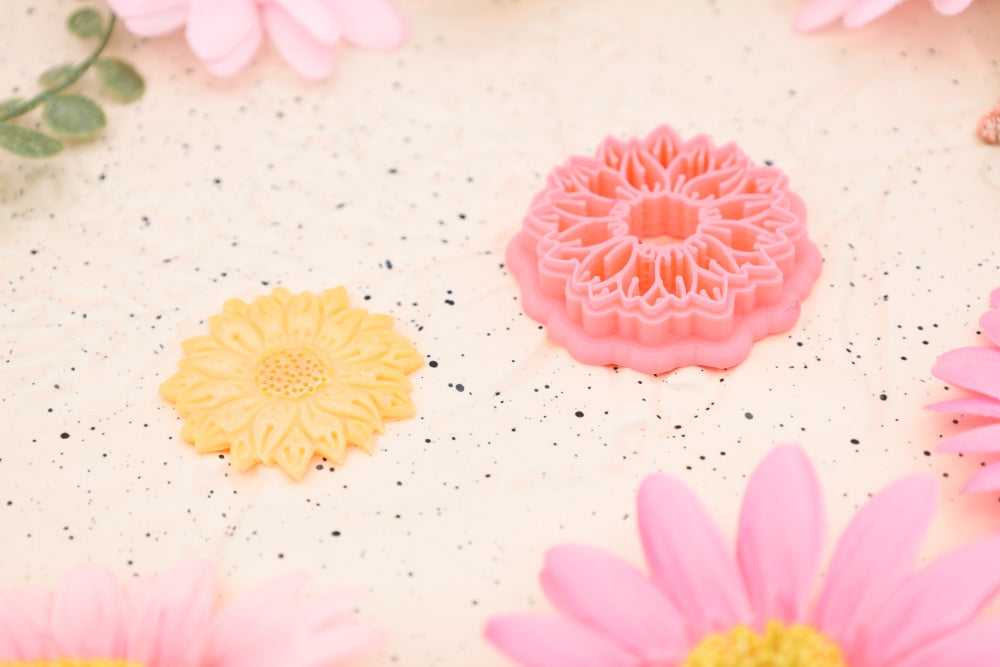 Symmetrical Sunflower - Polymer Clay Cutter